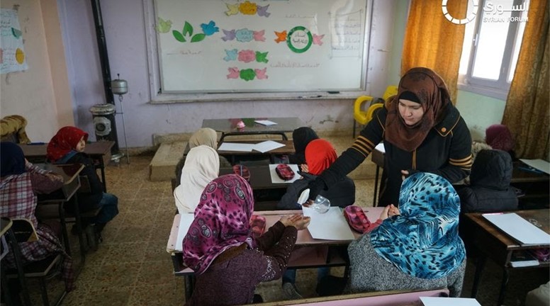 برنامج التعليم في إحسان ما يقرب من 20,000 طالب سوري