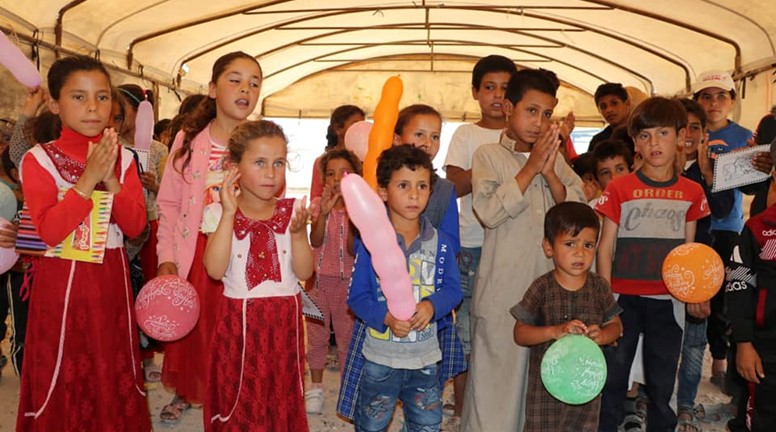 نشاطات ترفيهية لأطفال مخيم المحمودلي