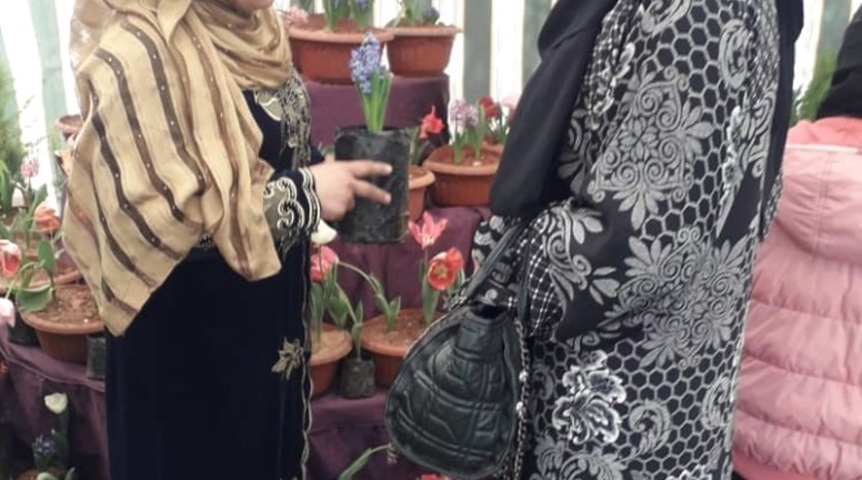 تاء مربوطة تشارك بحفل زهور في الرقة