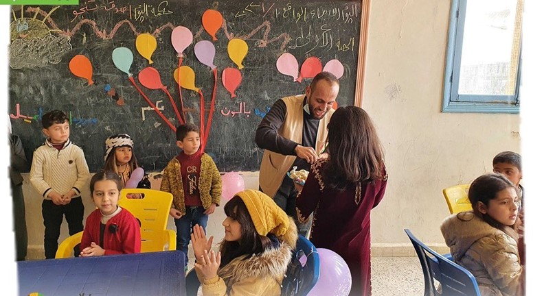 افتتاح المكتبات في المدارس بجو حماسي وتفاعل طلابي