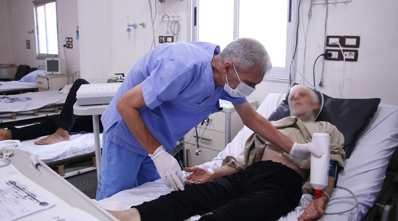 يُعتبر قسم القلبية بعيادات مشفى باب الهوى، من أهم الأقسام التي تقدم خدمات نوعية لأهلنا بشمال غرب سوريا.