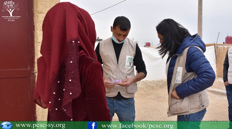 توزيع سلات خاصة للمرأة  في مخيمات سري كانيه والعريشة والهول.