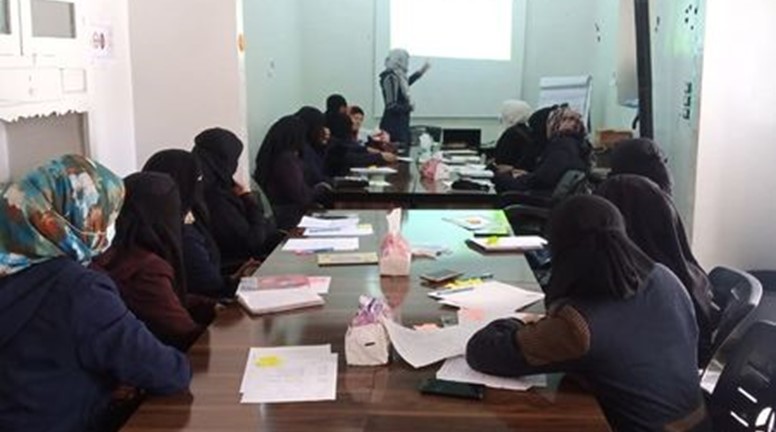 A session on raising legal awareness in the city of Qabasin