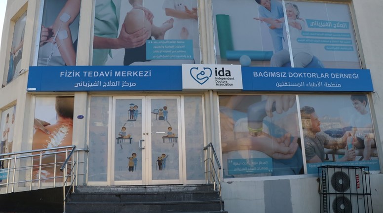 مركز العلاج الفيزيائي يقدم خدماته للاجئين في غازي عنتاب