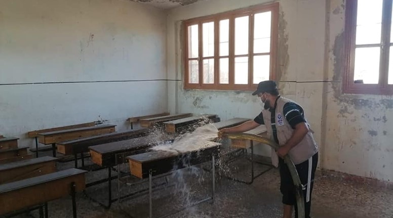 حملة تنظيف وتعقيم المدارس في بلدة الباغوز