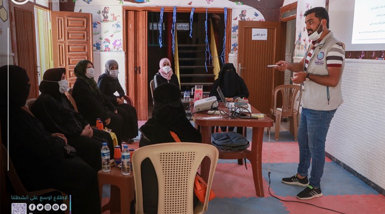 جلسات برنامج الأبوة والأمومة لمقدمي الرعاية في إدلب
